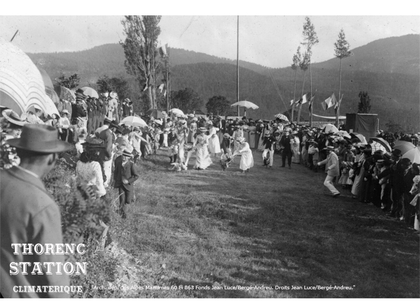 Pose-de-la-premiere-pierre-de-la-chapelle